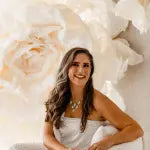 MAIARA DE BIASE